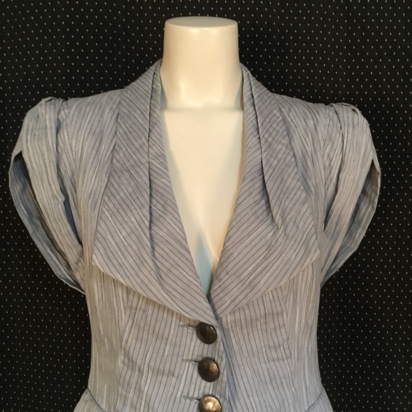Nanette Lepore Gray Striped Cap Sleeve Blazer - Picture 2 of 8